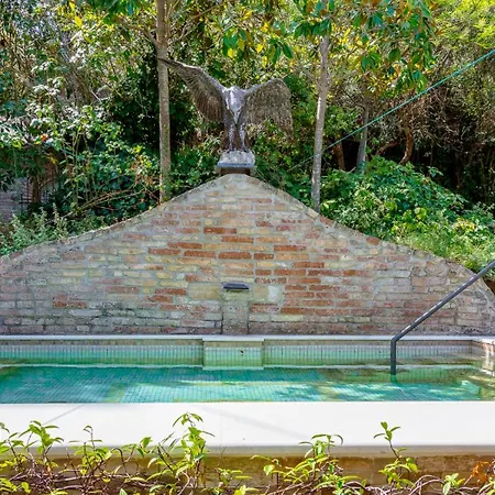 La Torretta Di Country house